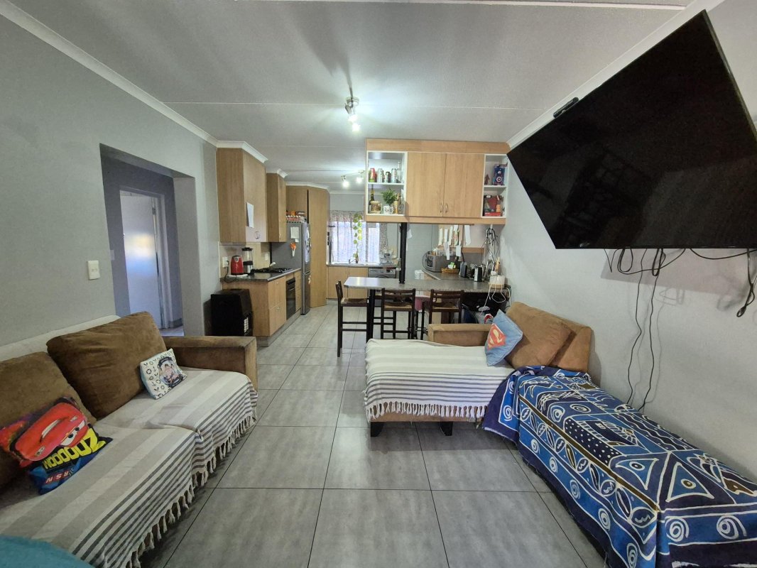 Secure 3-Bed Apartment in The Reeds, Waterstone Park Estate - IOL Property