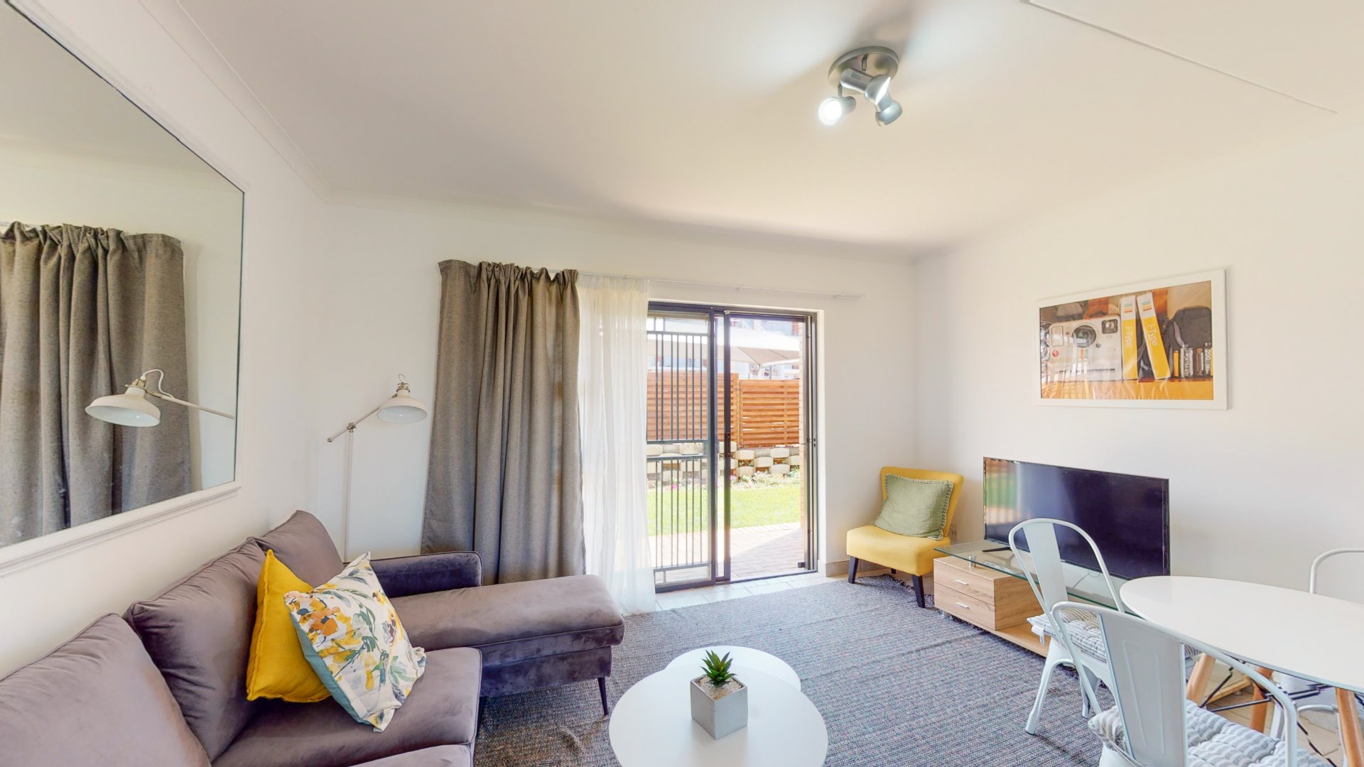 Ashwood Estate 4 beds Ground Floor - Available 1st of November 2025 - 1 ...