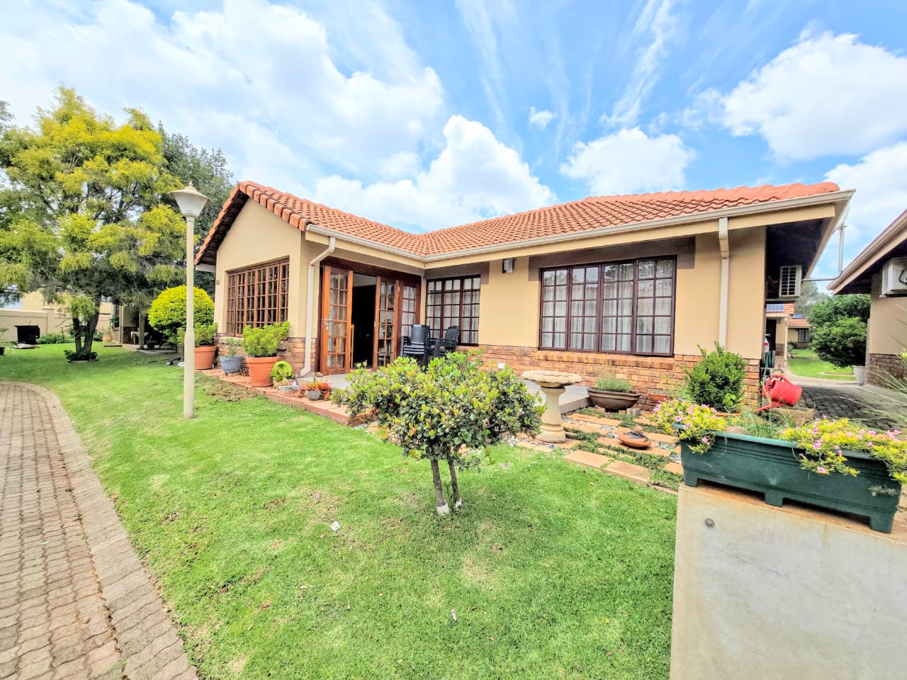 Beautiful Wheelchair-Friendly Home in a Secure Old-Age Estate with Frail Care