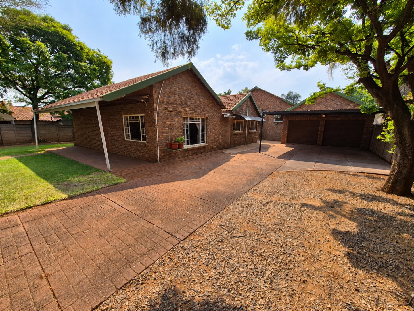 Versatile 4-Bedroom Family Home with Space to Live