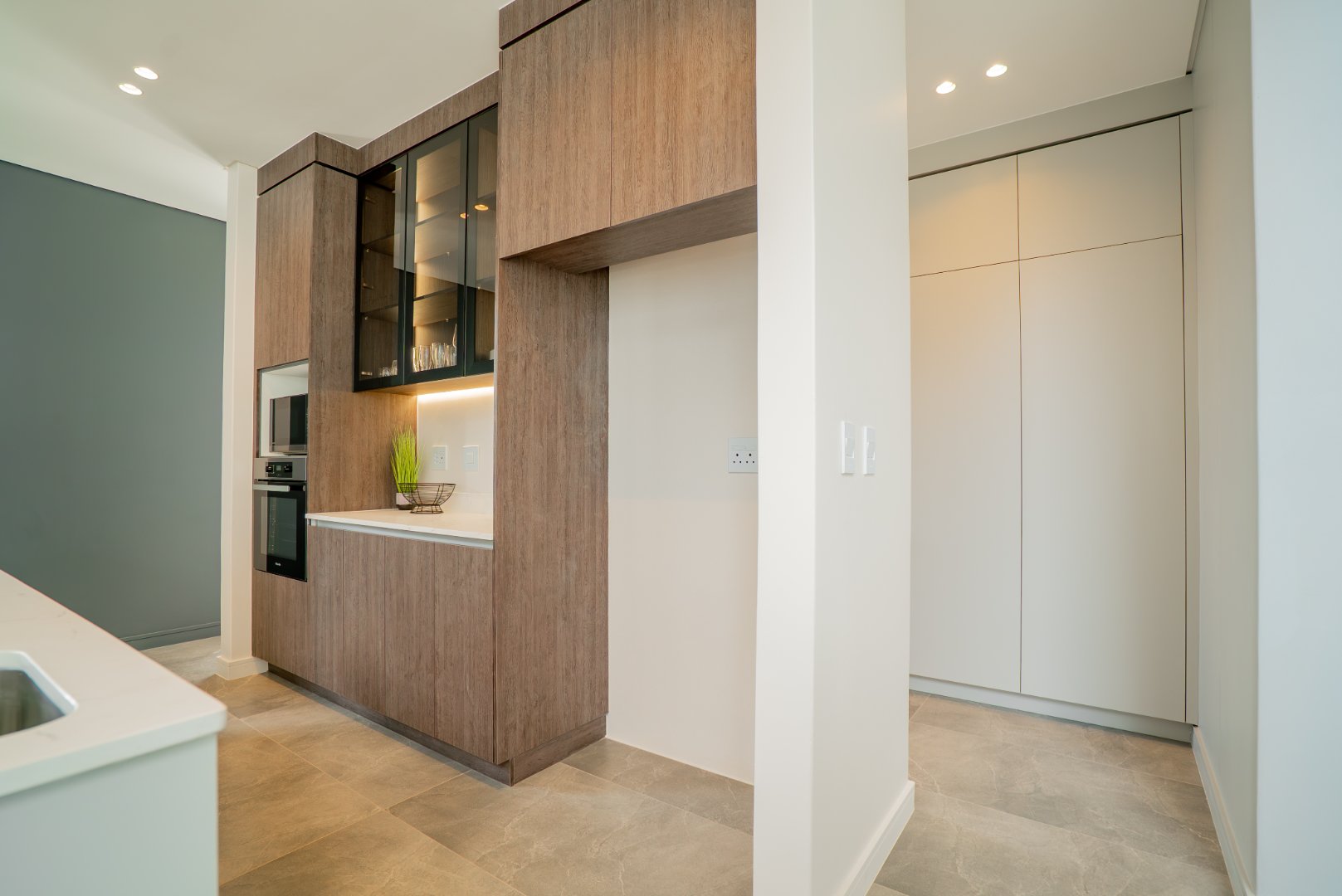 Off-Plan Freehold Luxury in a 24-Hour Boomed Atholl Enclave: Four Final Stands, 12-Month Build