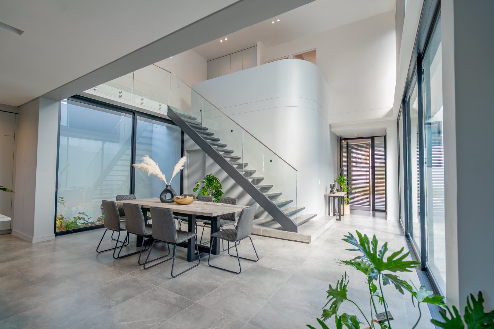 Off-Plan Freehold Luxury in a 24-Hour Boomed Atholl Enclave: Four Final Stands, 12-Month Build