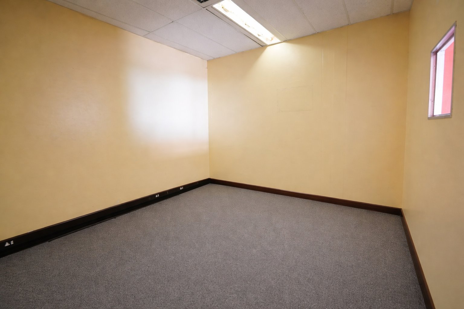 107 m² First Floor Office Suite To Let at Promenade Shopping Centre | Suite 12 | Central Mbombela Business Address photo 4