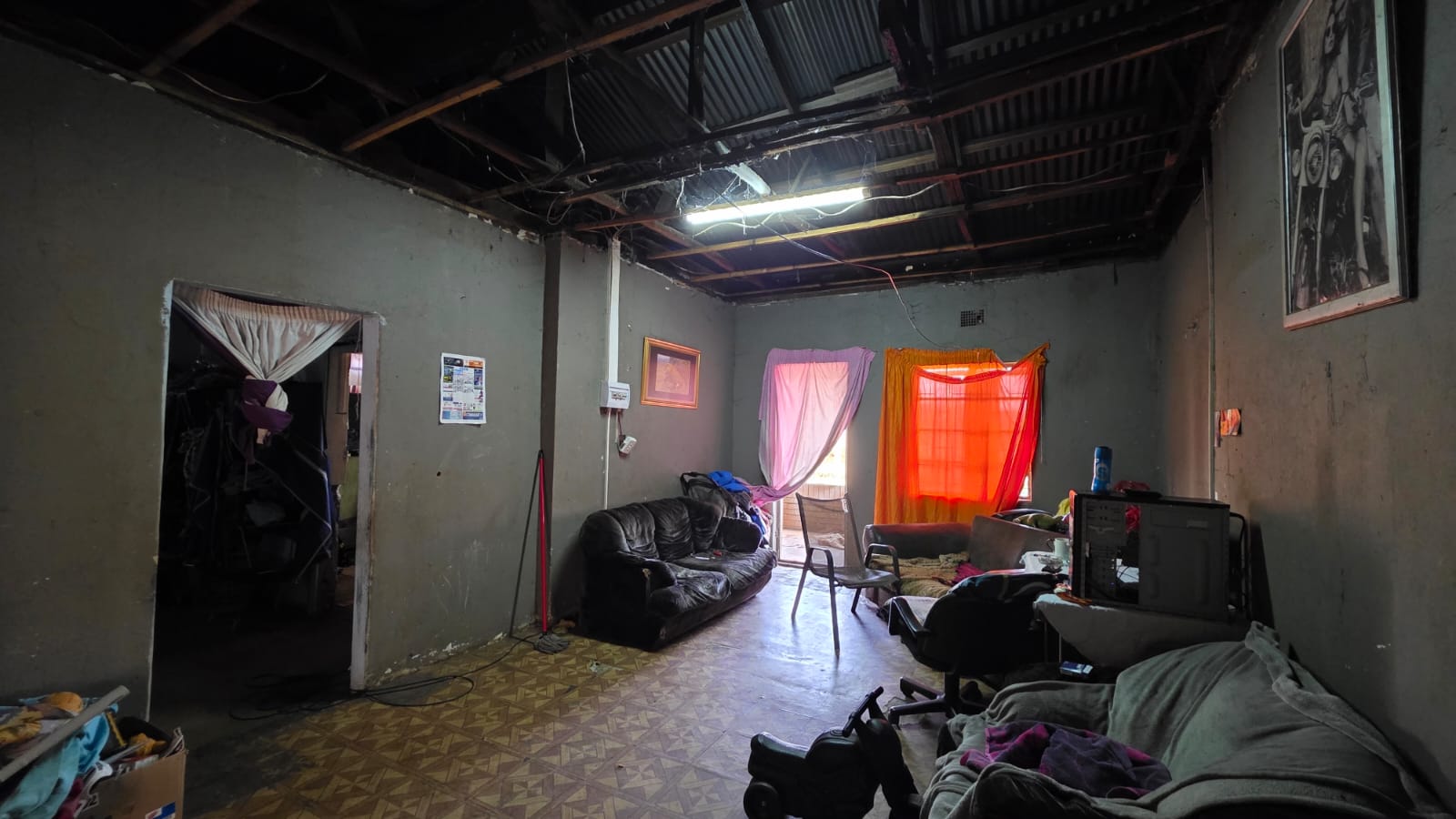 Photo 8