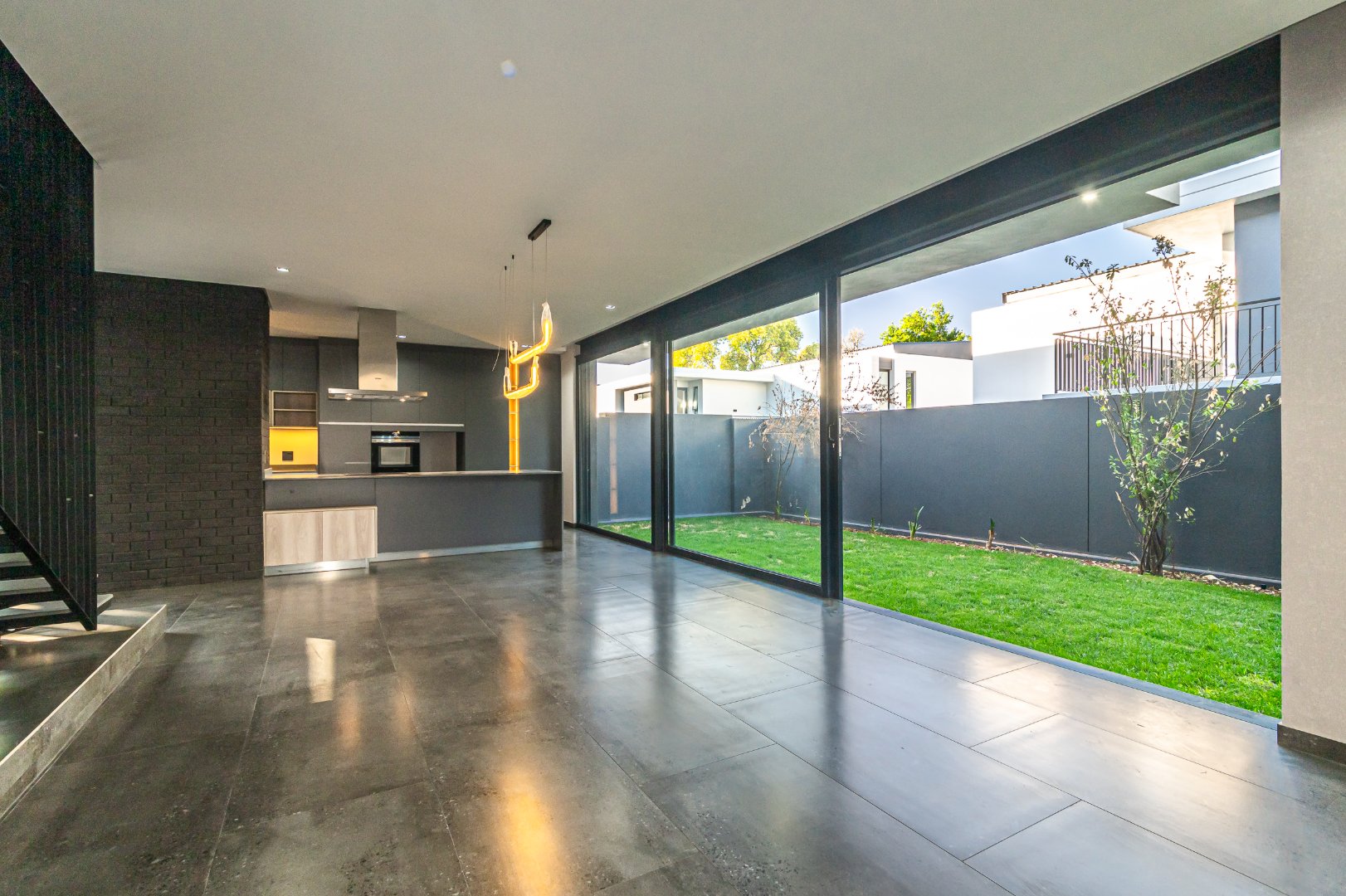 Executive Townhouse with Staff Accommodation