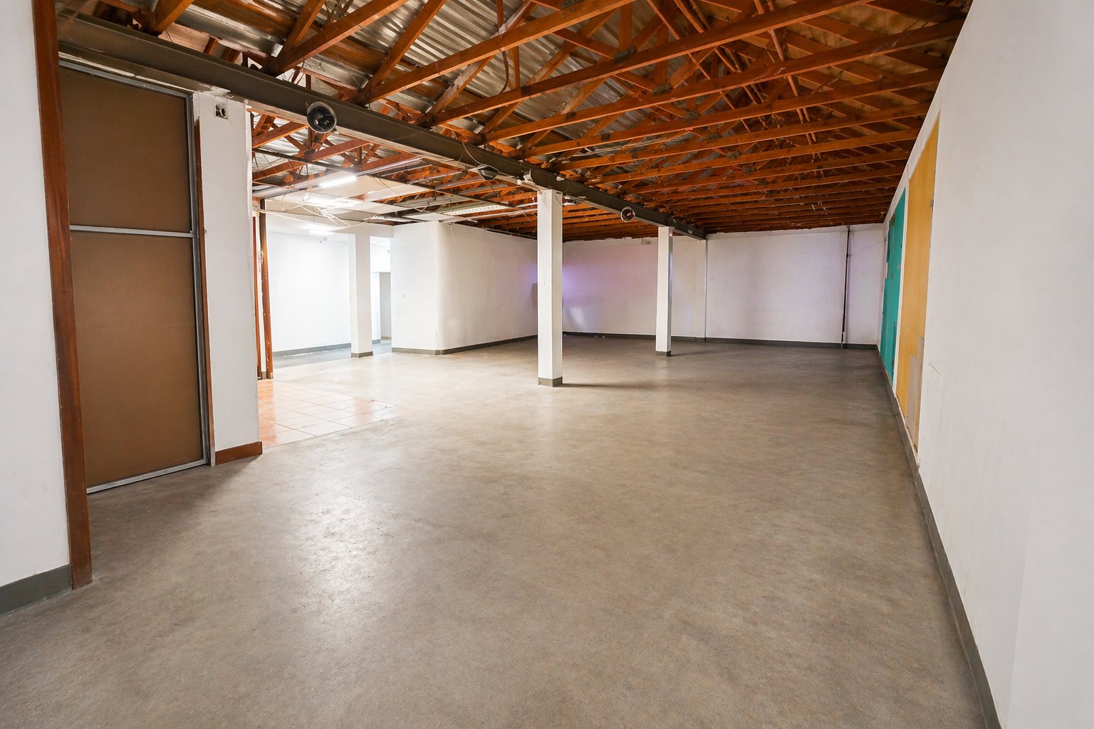 229 m² First Floor Office Suite To Let at Promenade Shopping Centre | Suite 27 | Central Mbombela Business Address photo 10