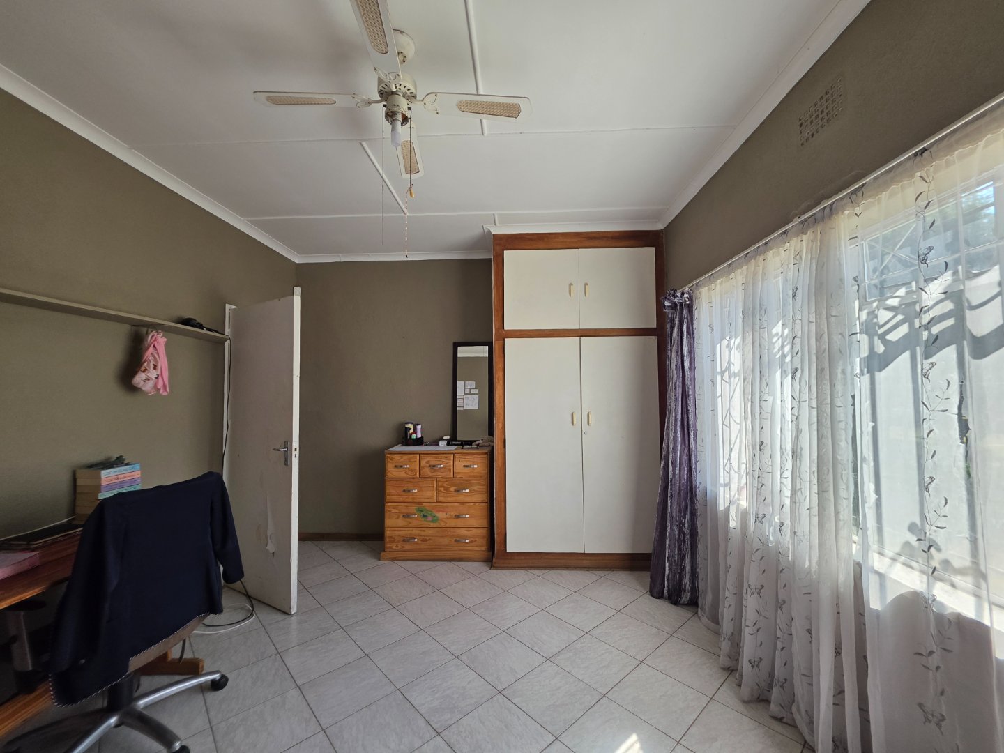 BEDROOM 2/MAIN HOUSE