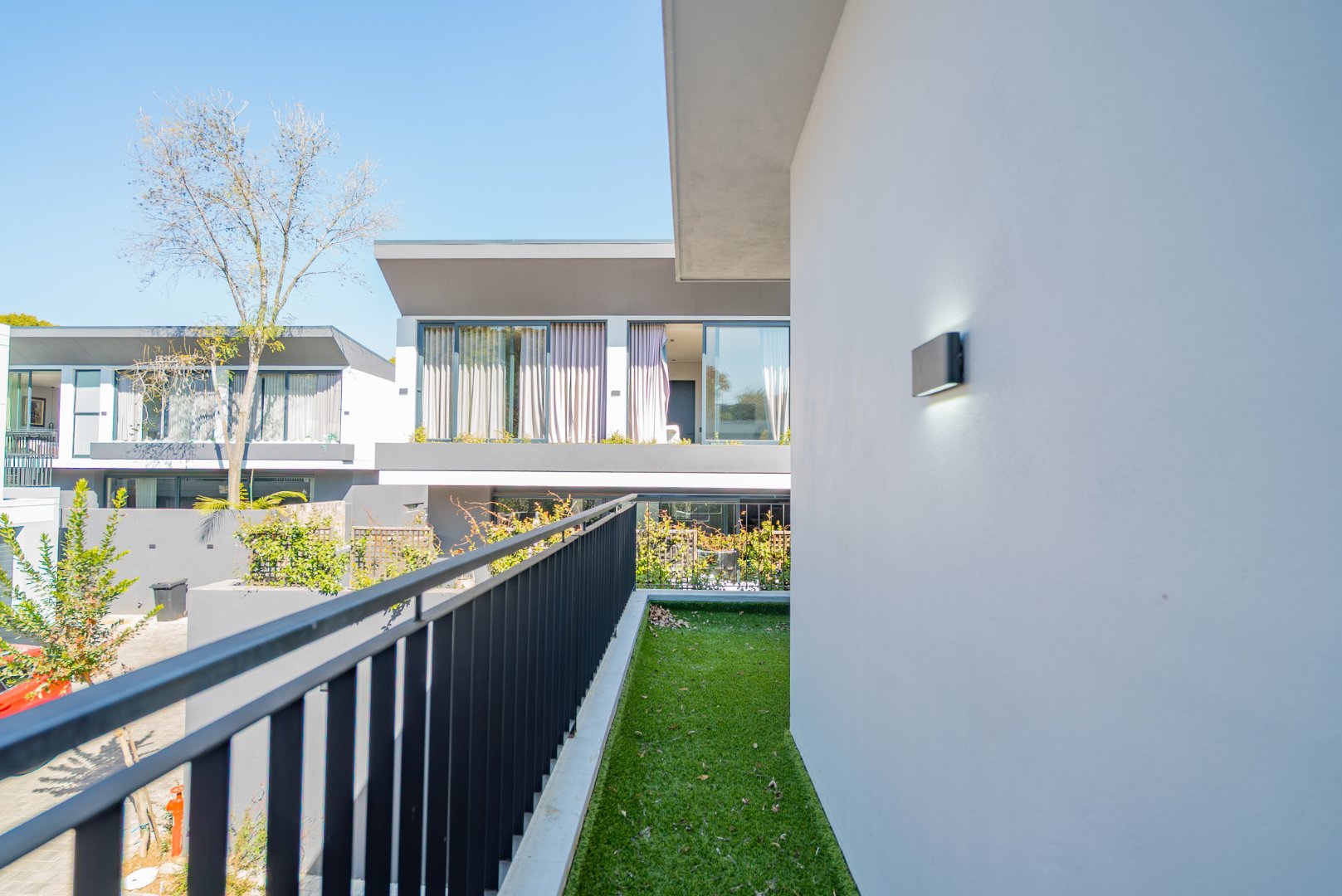 Fully Finished 4 Bed in Hyde Park | Green Belt Views, Manned Boom, Cap SmartGuard