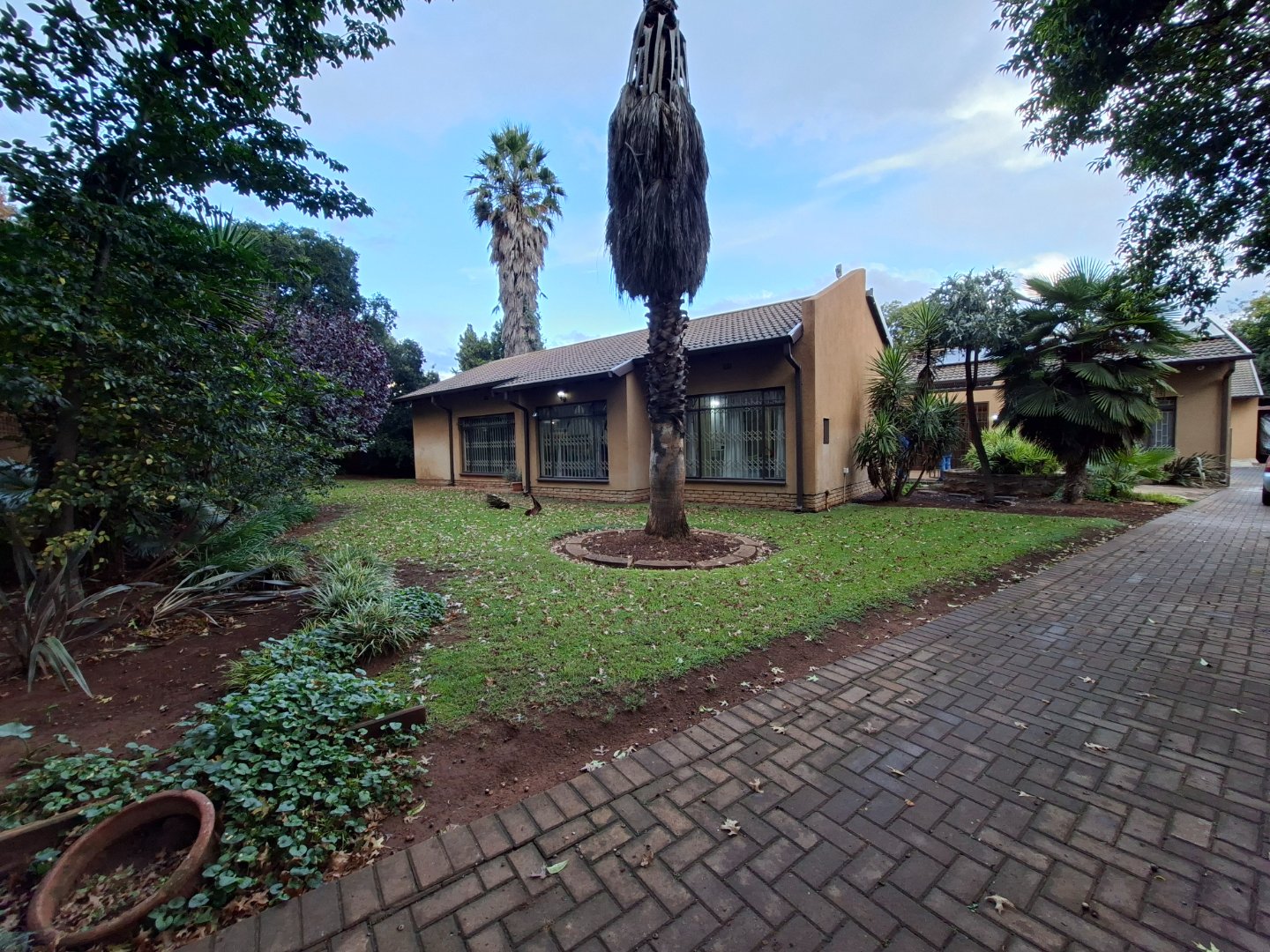 Stylish, spacious family home with premium extras and great entertainment appeal