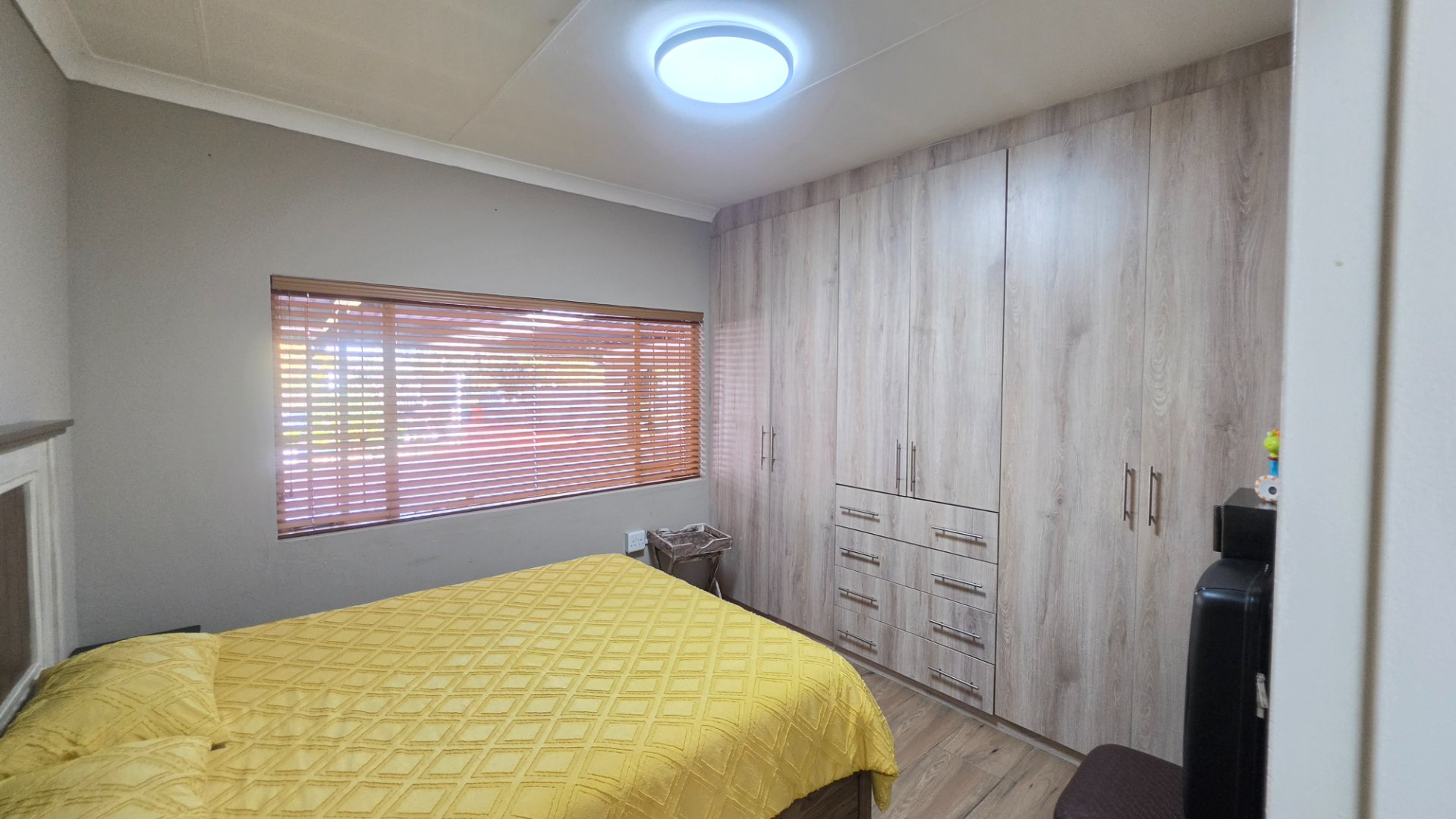 Photo 24