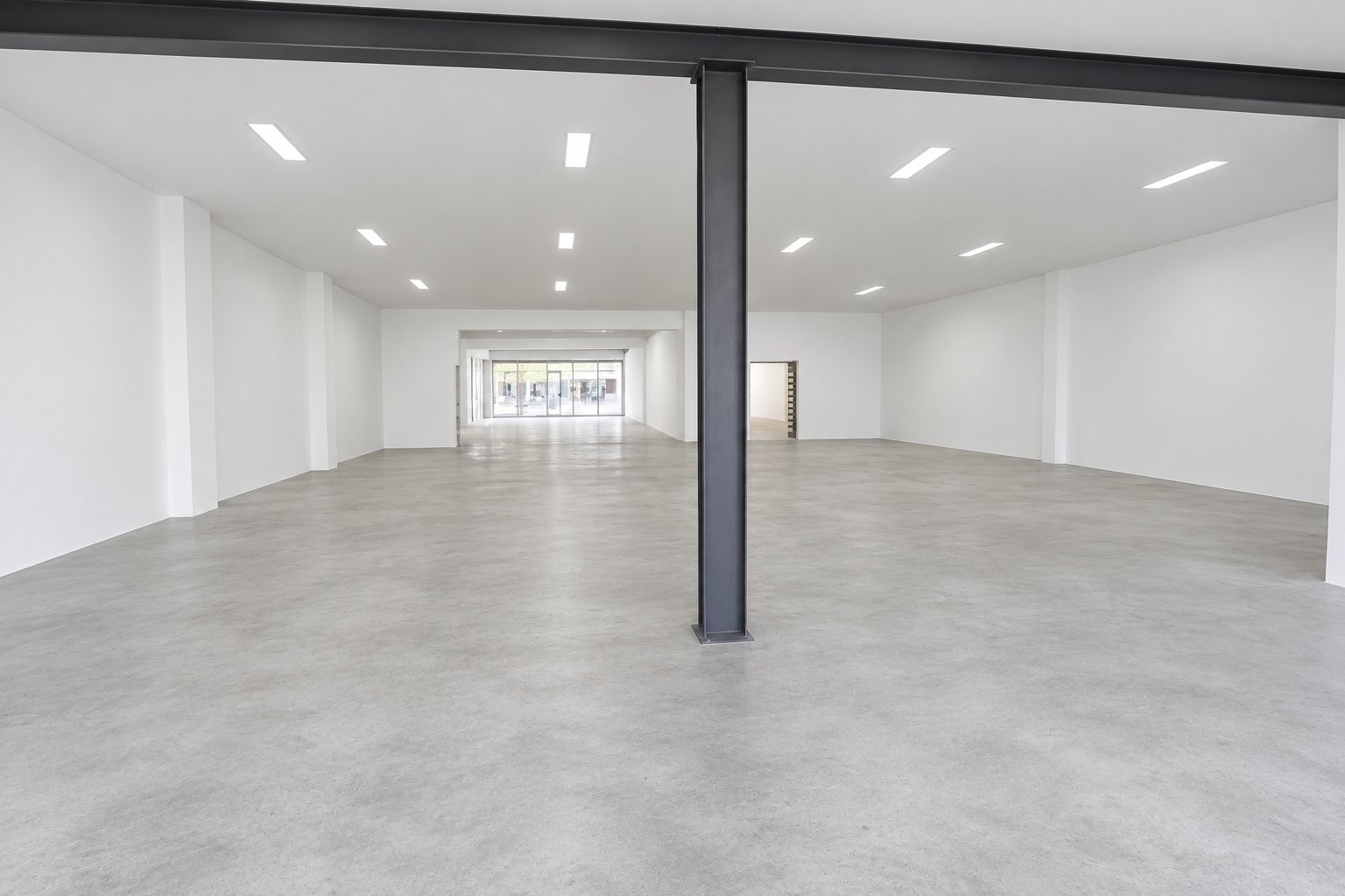 400 m² Ground Floor Retail Space To Let at Primrose Mall | Shop 5b | High-Visibility Trading Opportunity photo 6