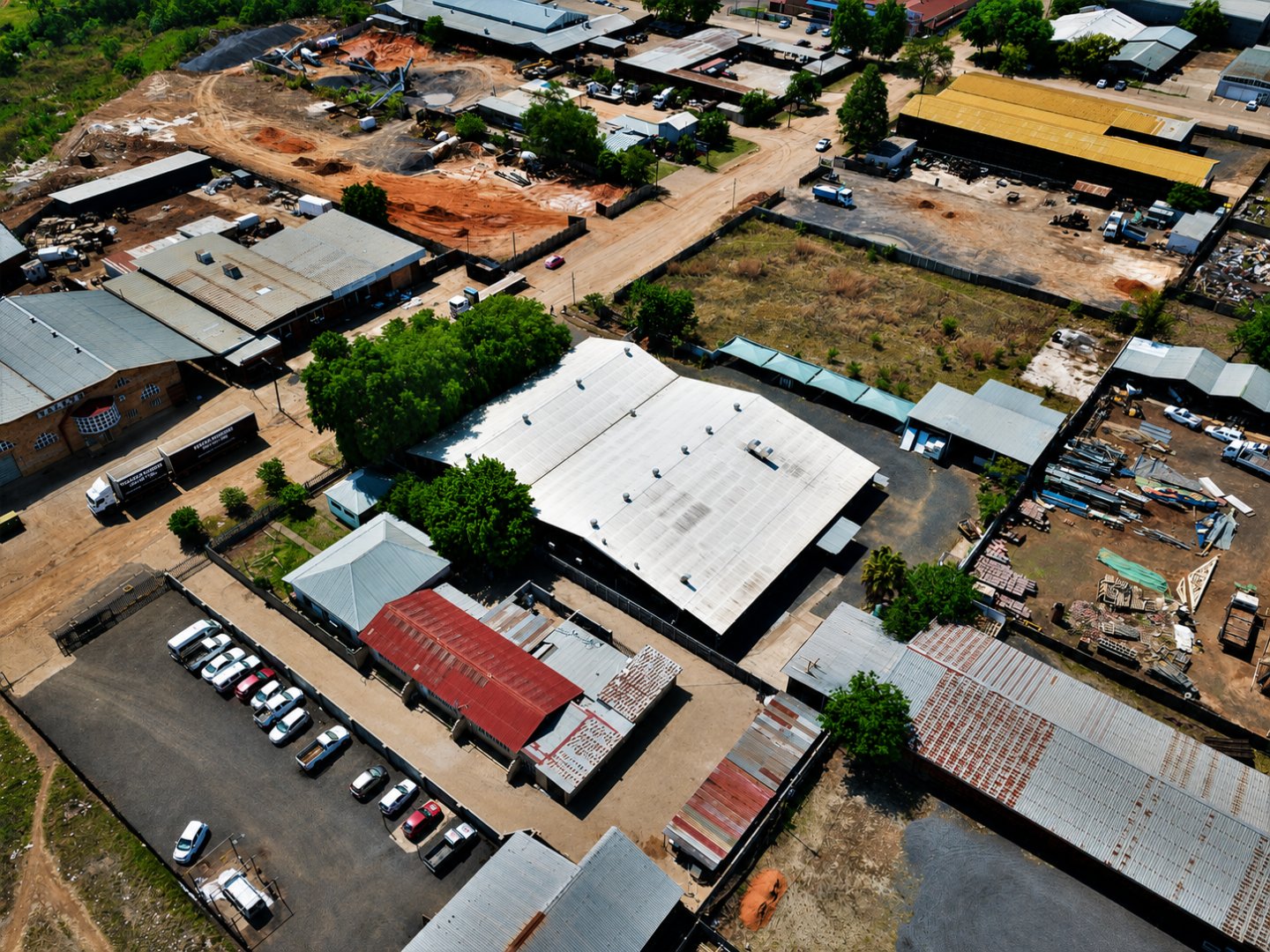1,610 m² Standalone Industrial Property To Let  | 36 Breytenbach Street, Lydenburg photo 14