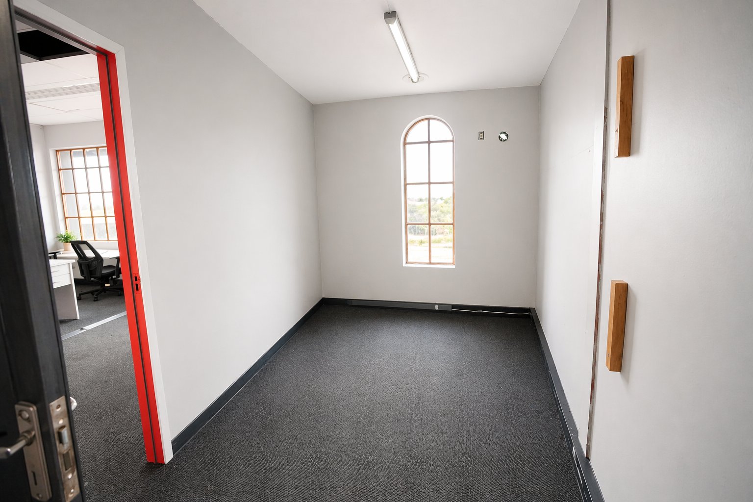 265 m² First Floor Office Suite To Let at Promenade Shopping Centre | Suite 35 | Established Mbombela CBD Workspace photo 8