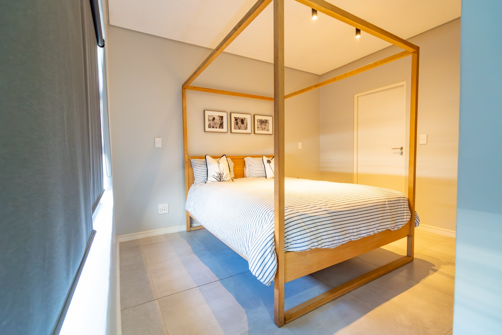 2-Bedroom Duplex with Private Roof Terrace