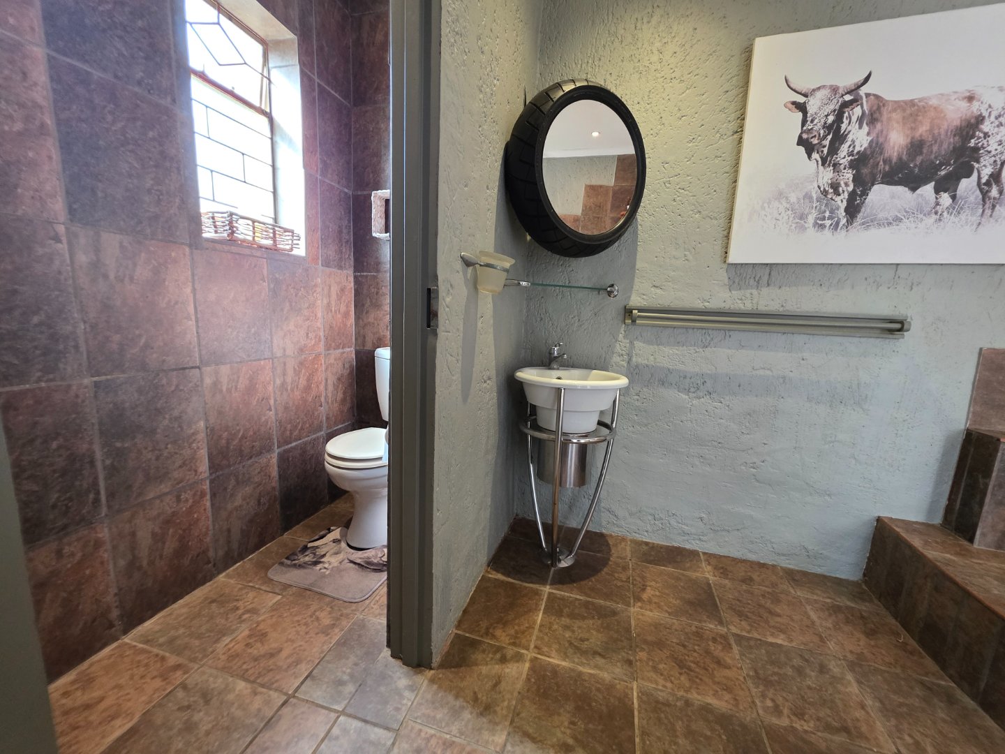BATHROOM IN ENTERTAINMENT AREA