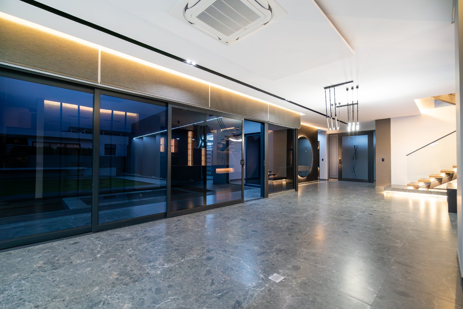 Brand new Modern Cluster Home