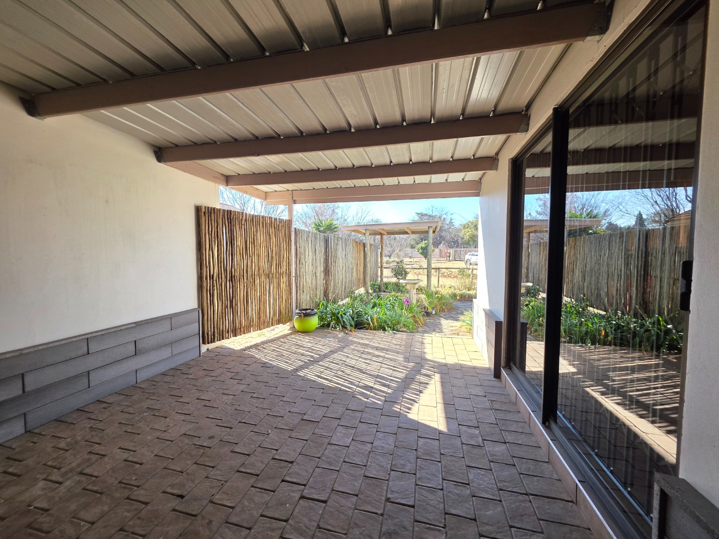 PORCH TO FRONT DOOR /MAIN HOUSE