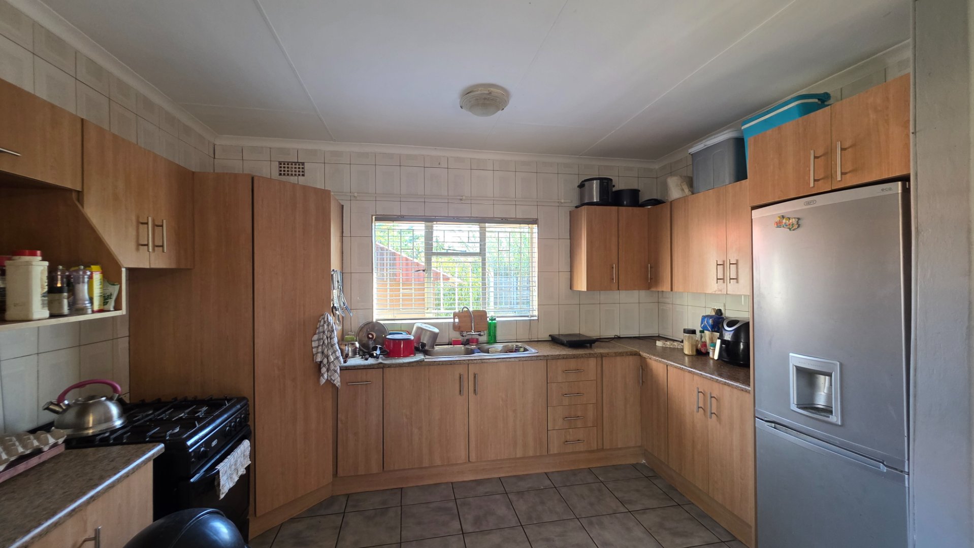 KITCHEN IN FLAT
