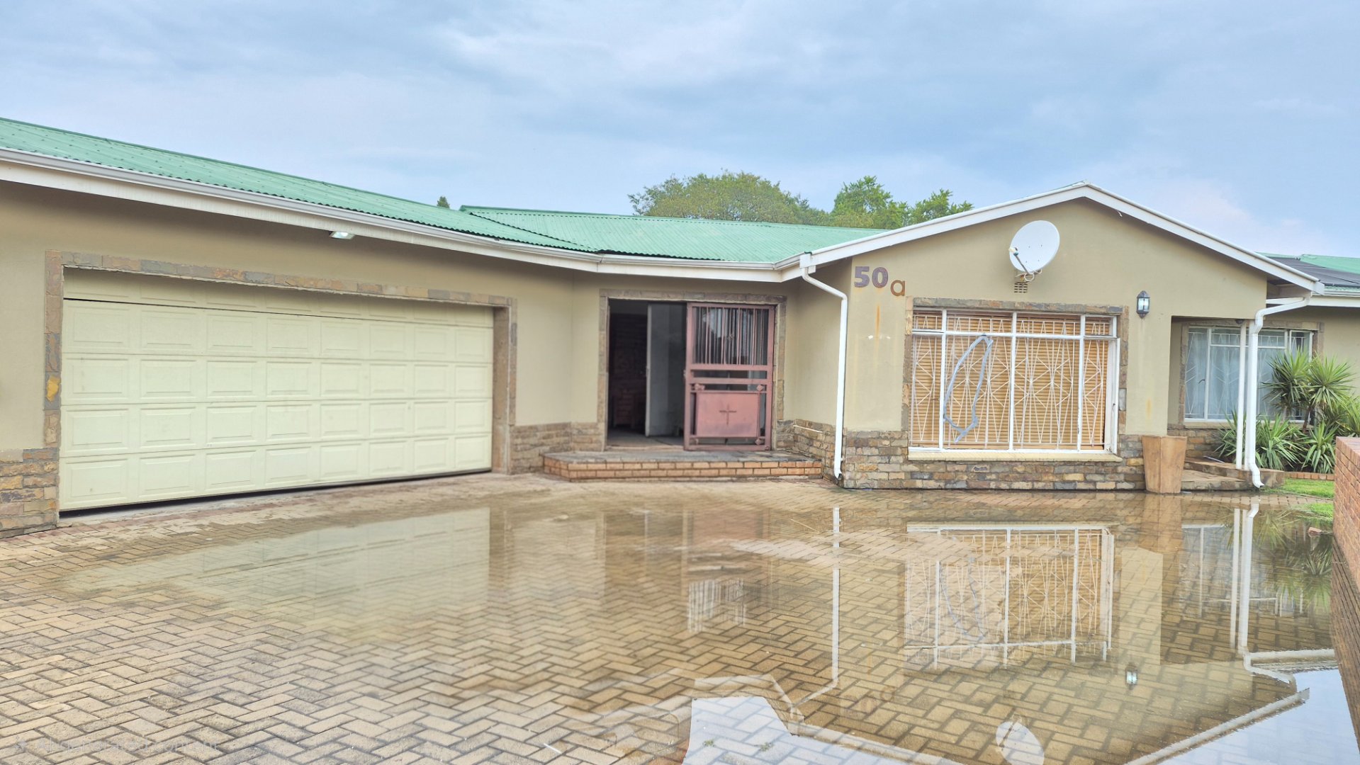 Family home in Heidelberg with open plan living