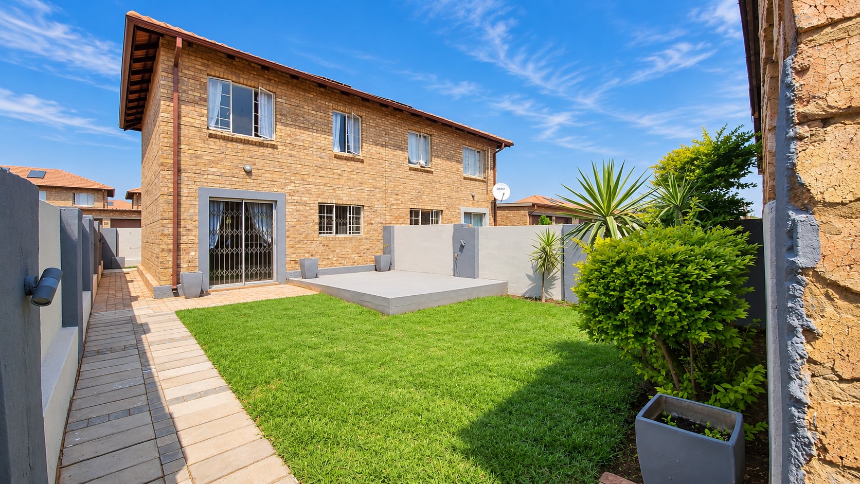 Comfortable Living awaits you in this Secure, Access-controlled Complex in Annlin
