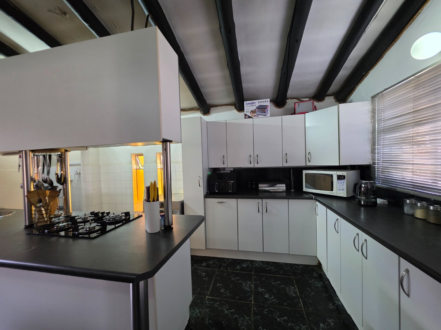 FULL VIEW OF KITCHEN