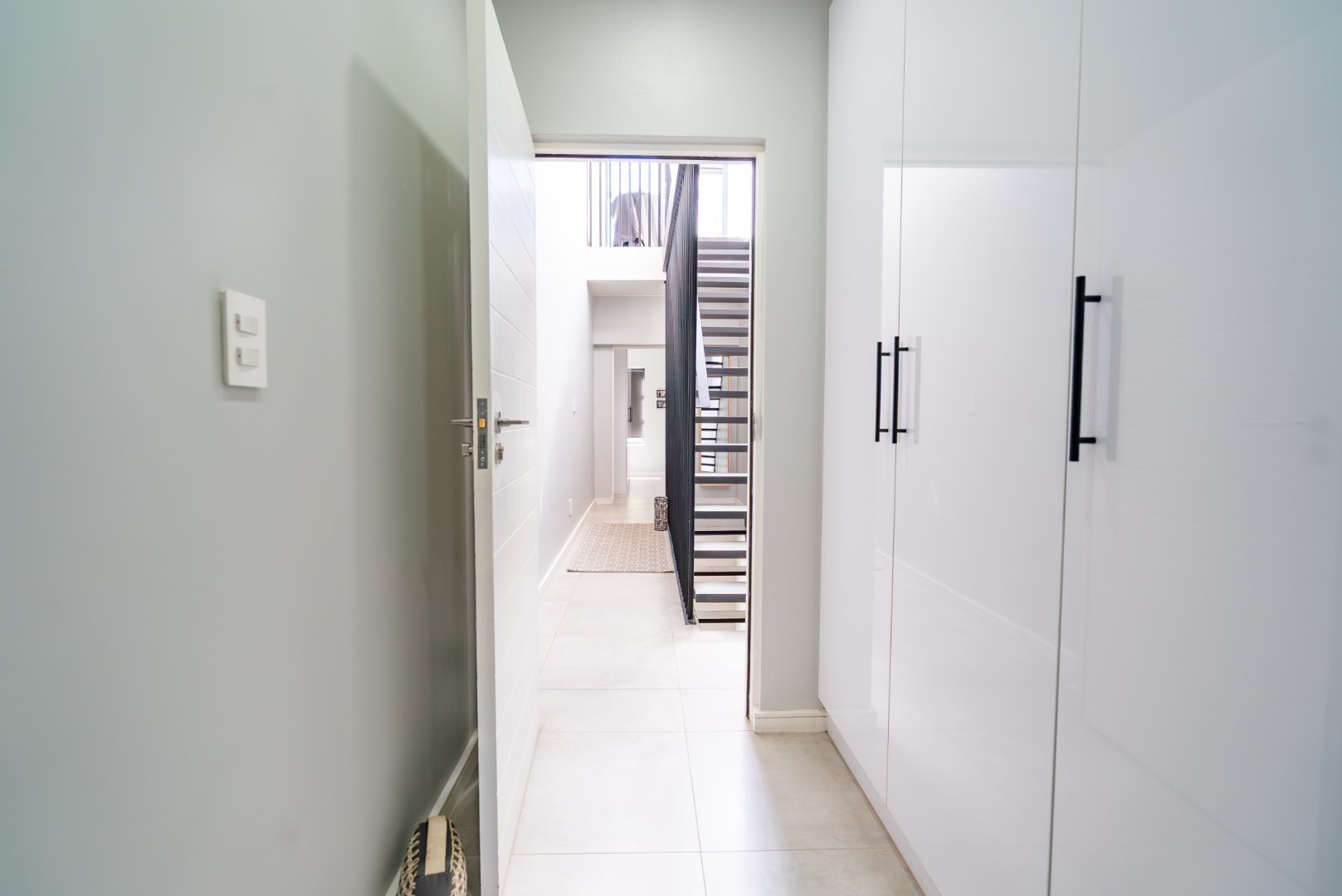 2-Bedroom Duplex with Private Roof Terrace