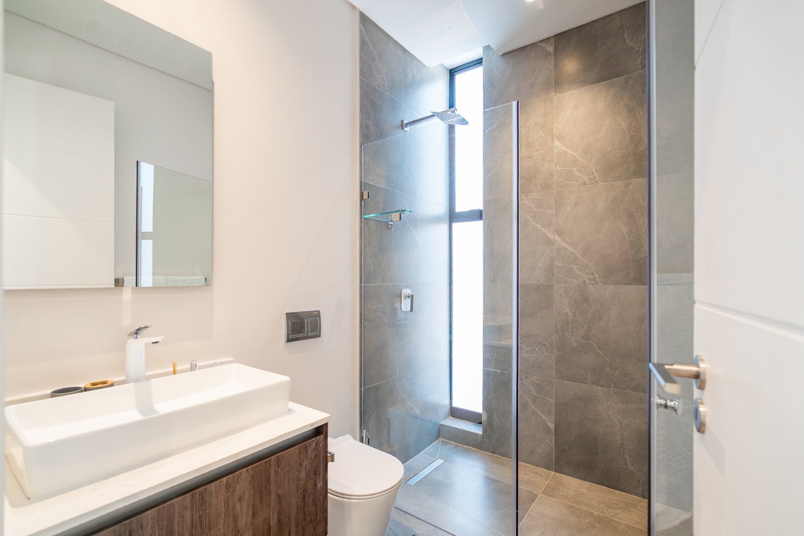 Off-Plan Freehold Luxury in a 24-Hour Boomed Atholl Enclave: Four Final Stands, 12-Month Build