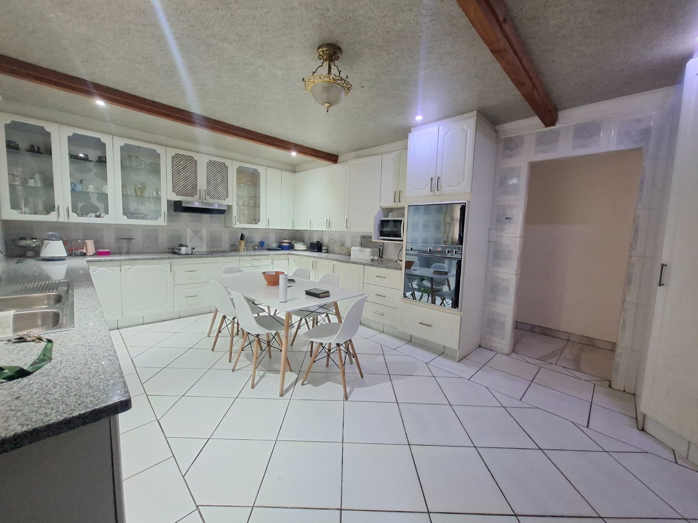 FOUR BEDROOM HOUSE FOR SALE IN MEYERTON PARK