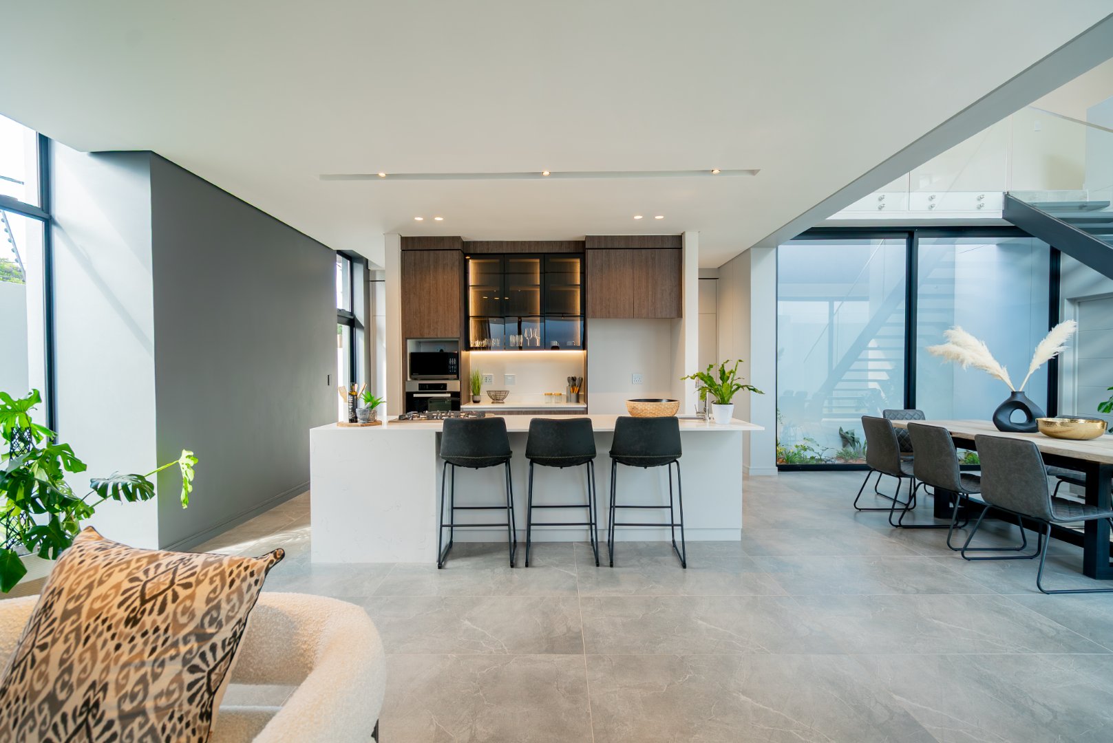 Off-Plan Freehold Luxury in a 24-Hour Boomed Atholl Enclave: Four Final Stands, 12-Month Build