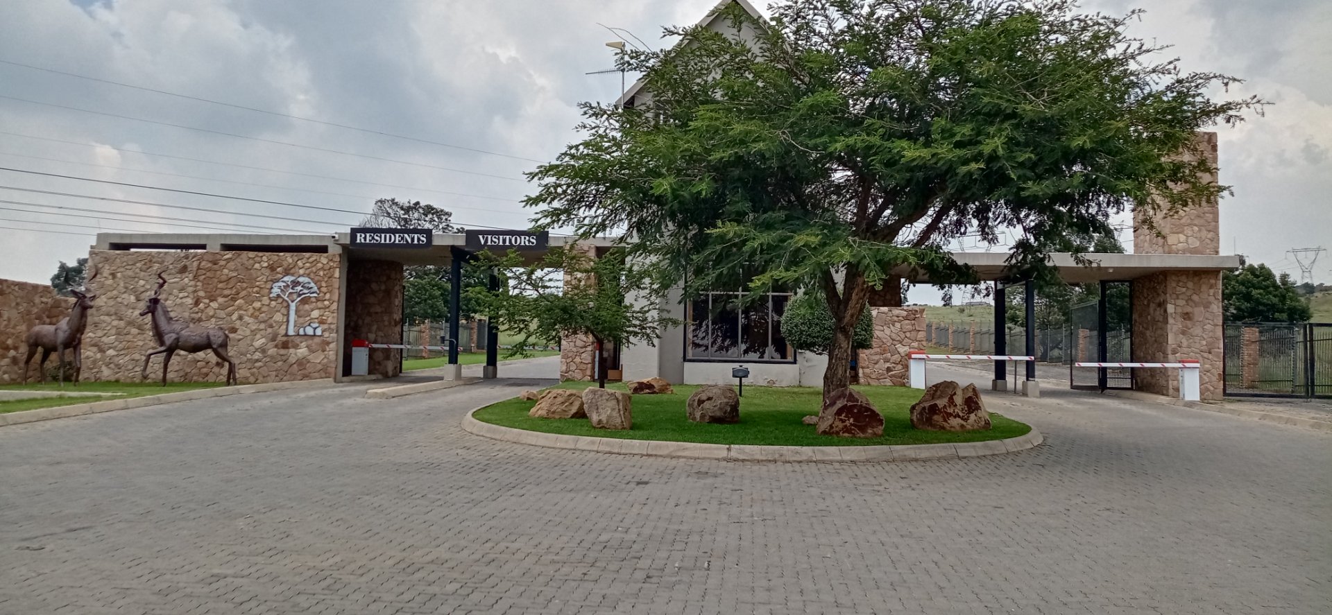 STAND FOR SALE IN BERG EN DAL