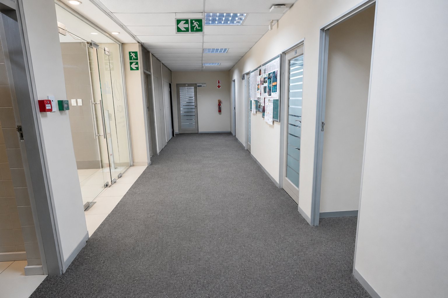 686 m² Ground Floor Office To Let at 26 Wellington Road | Parktown | Prestigious, Accessible Business Address photo 5