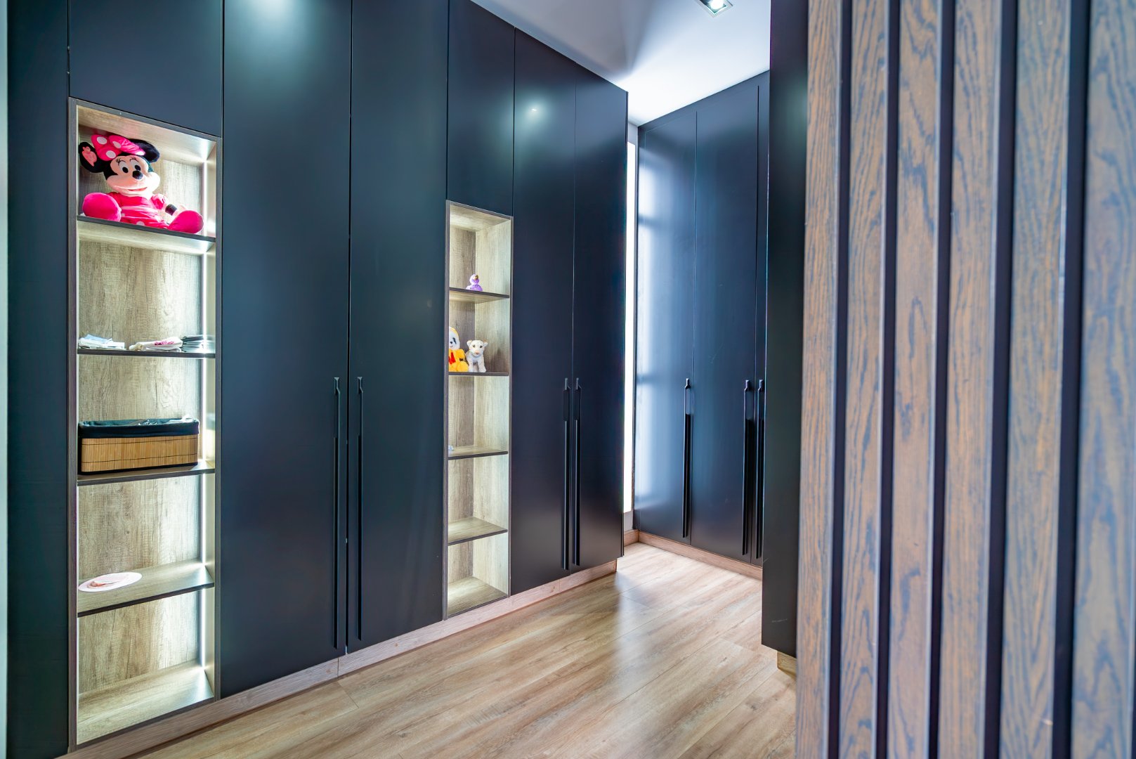 Luxury Cluster Living in an Elite Boomed Enclosure
