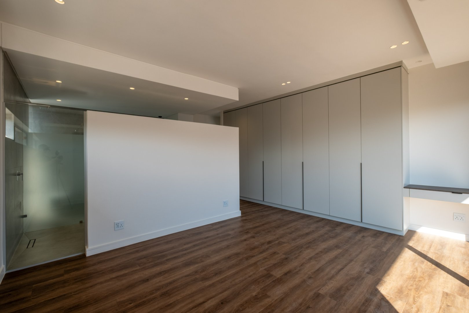 Off-Plan Freehold Luxury in a 24-Hour Boomed Atholl Enclave: Four Final Stands, 12-Month Build