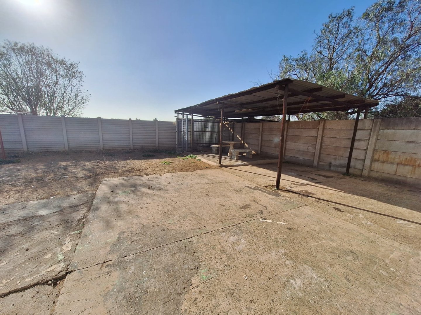 PARKING AT BACK OF FLAT