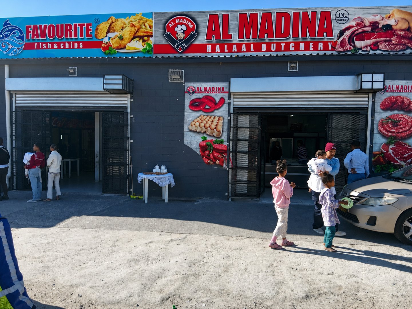 133 m² Retail Shop to Let in Wesbank, Cape Town photo 12