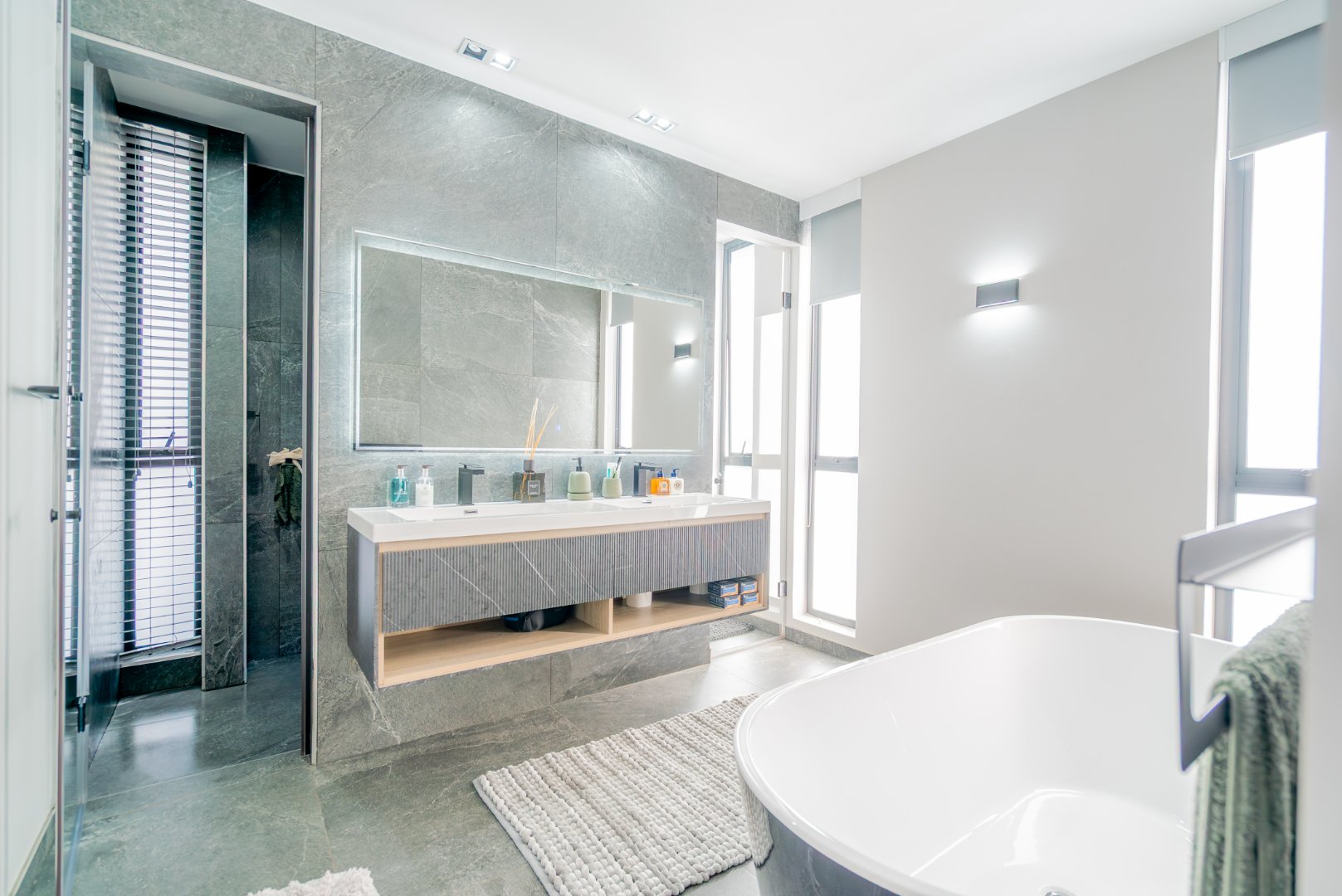 Fully Finished 4 Bed in Hyde Park | Green Belt Views, Manned Boom, Cap SmartGuard