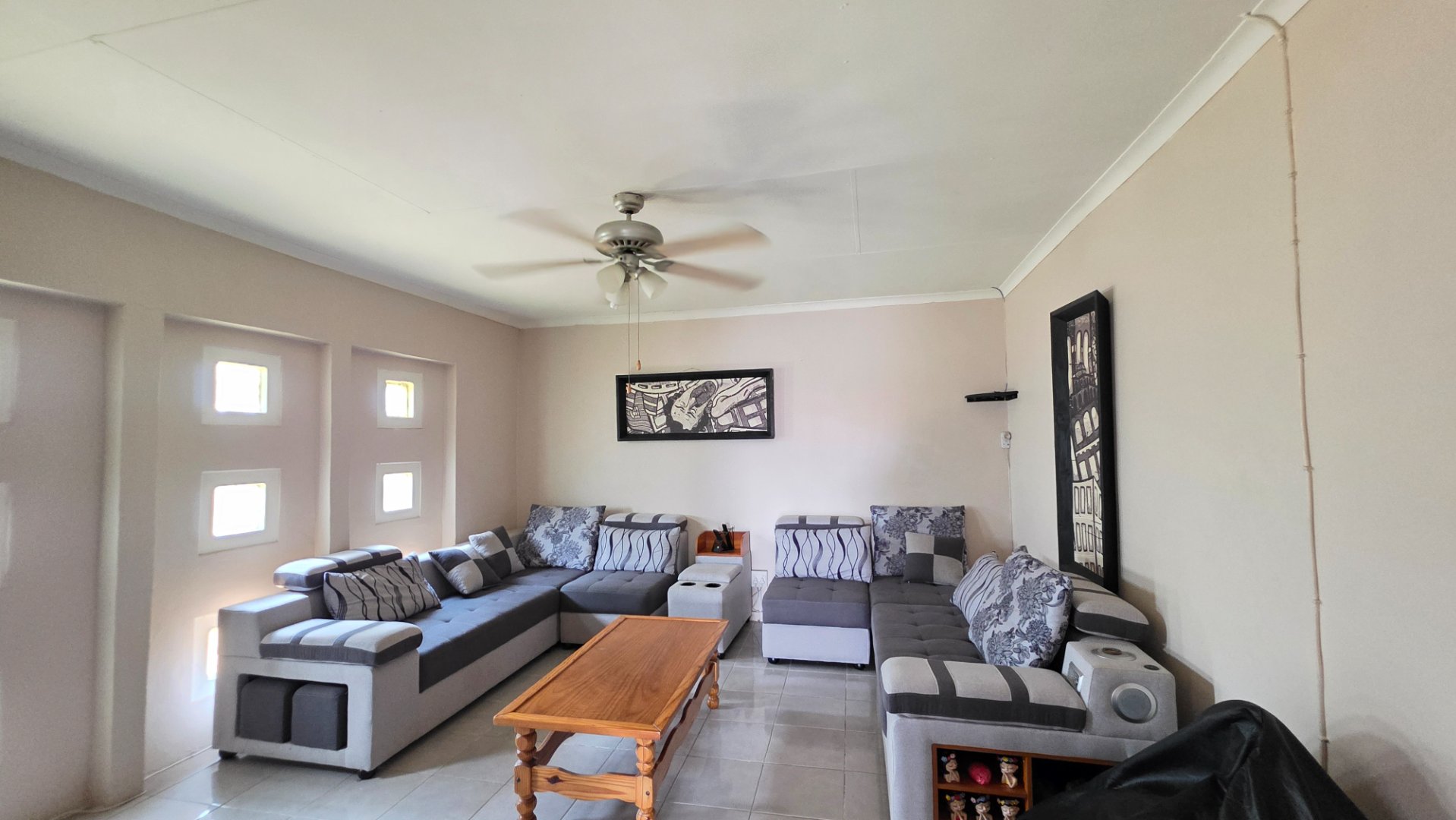 LOUNGE/TV ROOM IN MAIN HOUSE