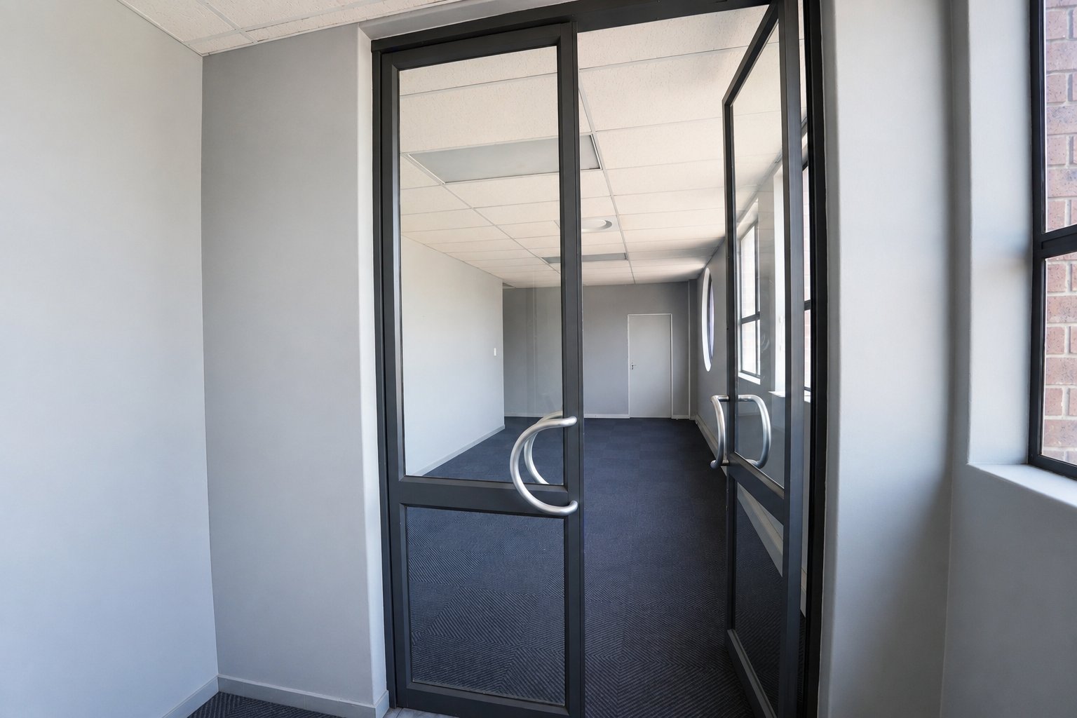 559 m² Second-Floor Office to Let at Kensington B, Randburg photo 5