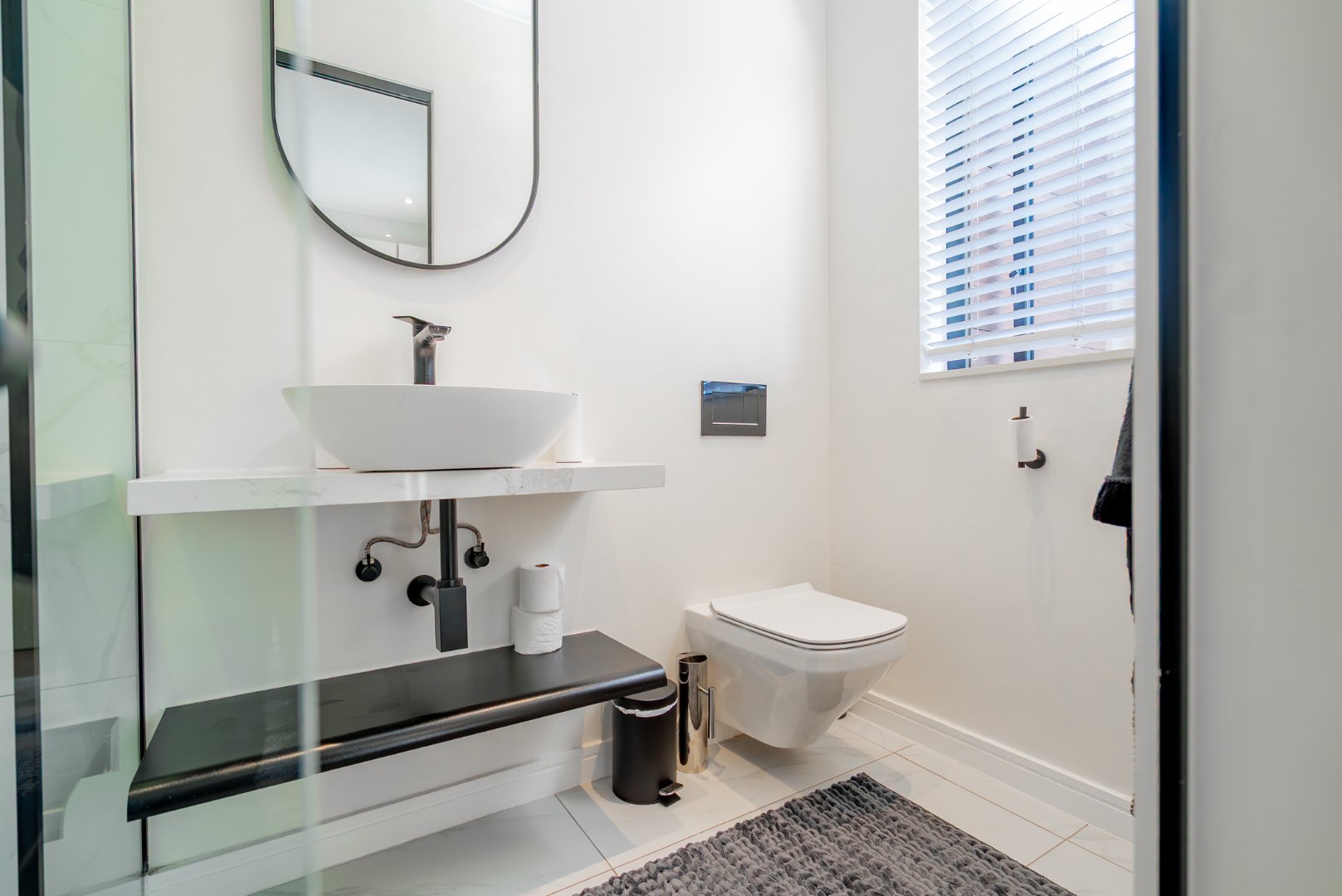 Ultra-Luxury 3 Bed Duplex Villa in Hyde Park | Pool, Staff Suite & Backup Power