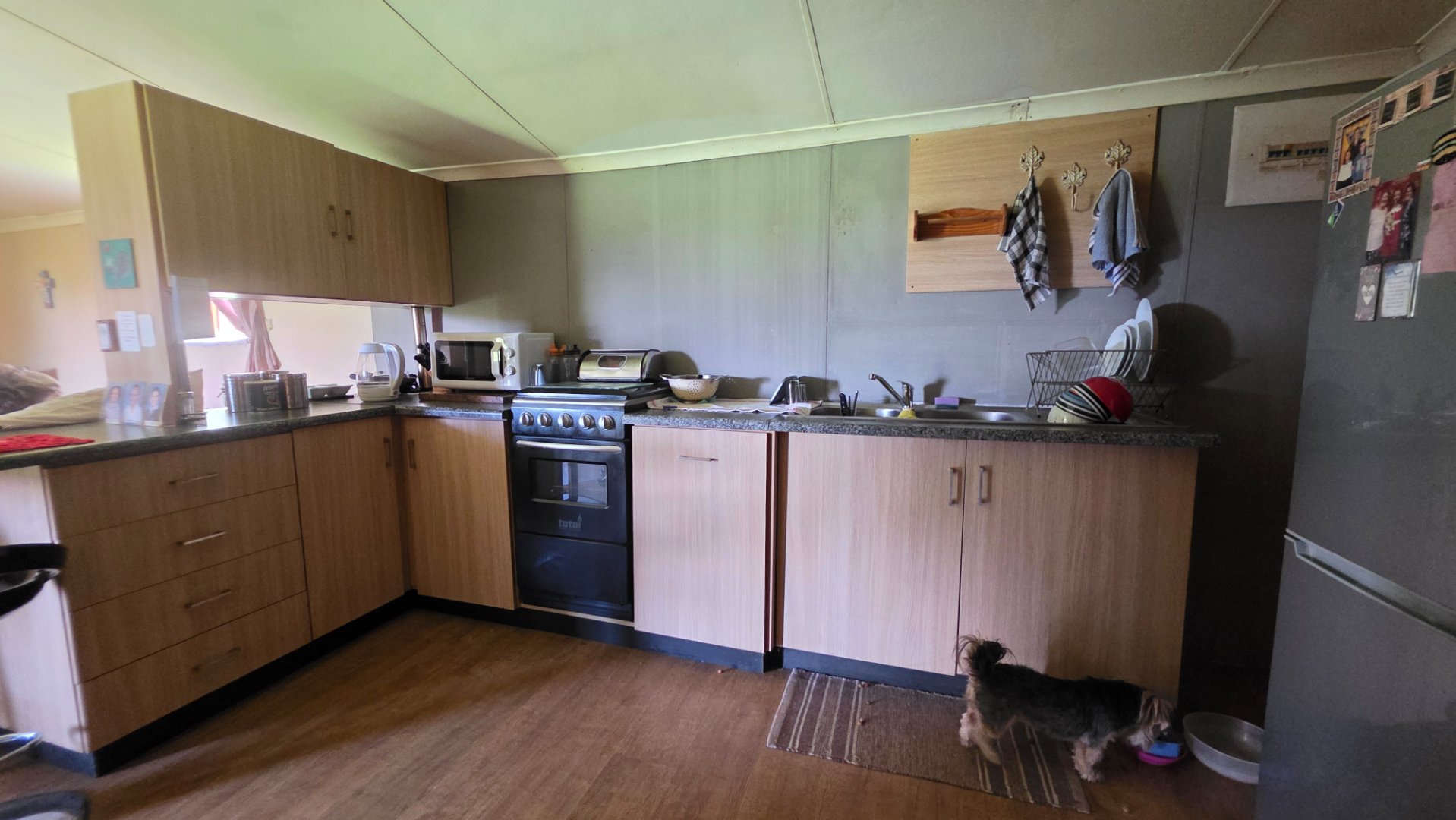 KITCHEN IN SECOND DWELLING