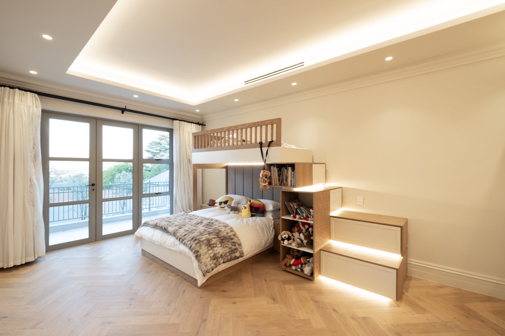 Newly Built 1,600m² Atholl Mansion, Fully Furnished and Ready to Move Into