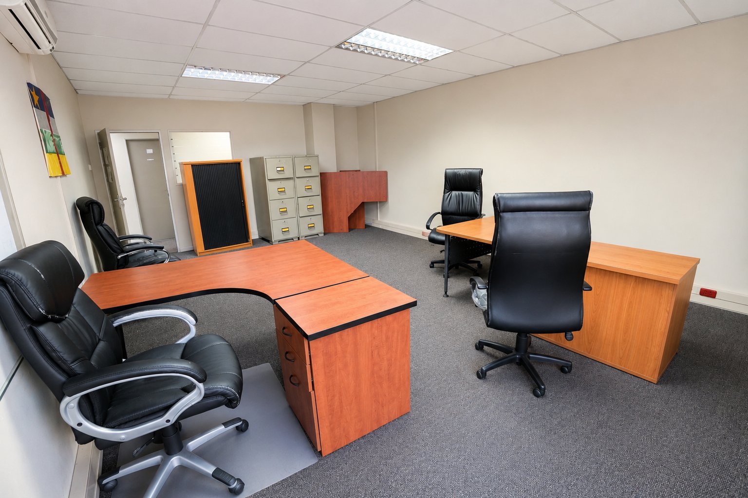 686 m² Ground Floor Office To Let at 26 Wellington Road | Parktown | Prestigious, Accessible Business Address photo 14
