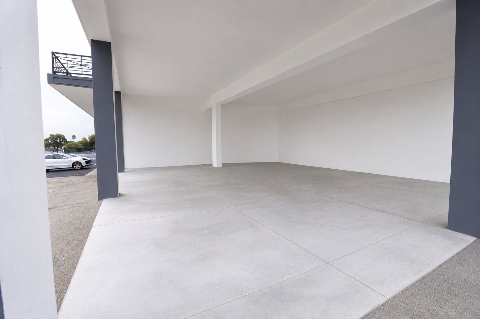 282 m² Ground Floor Retail Space To Let at One on First | Shop 14 | Prime Dunvegan Opportunity photo 5
