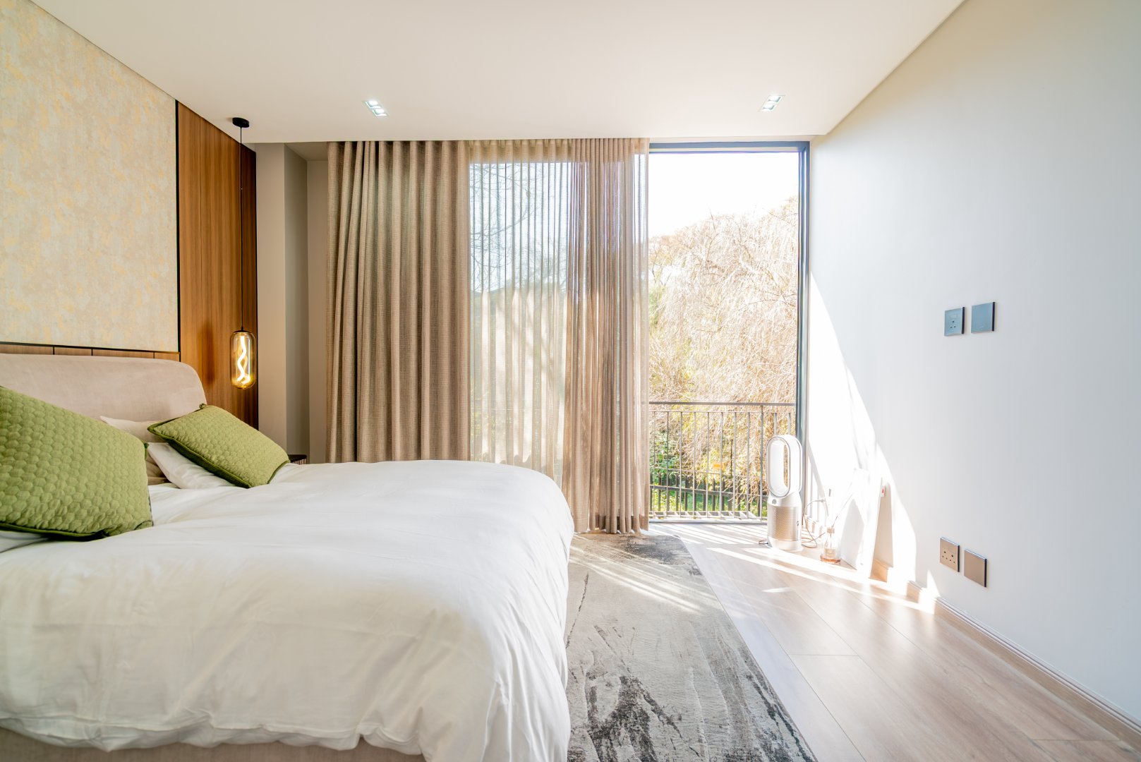 Fully Finished 4 Bed in Hyde Park | Green Belt Views, Manned Boom, Cap SmartGuard