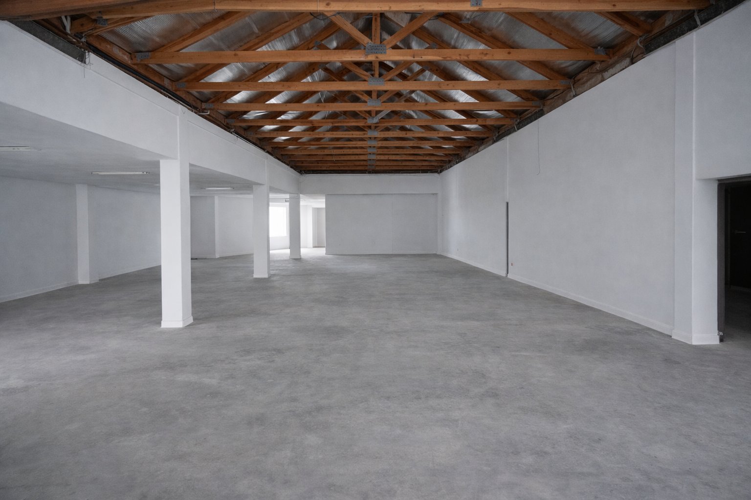 461 m² First Floor Office Suite To Let at Promenade Shopping Centre | Suite 9 | Large, Central Mbombela Workspace photo 5