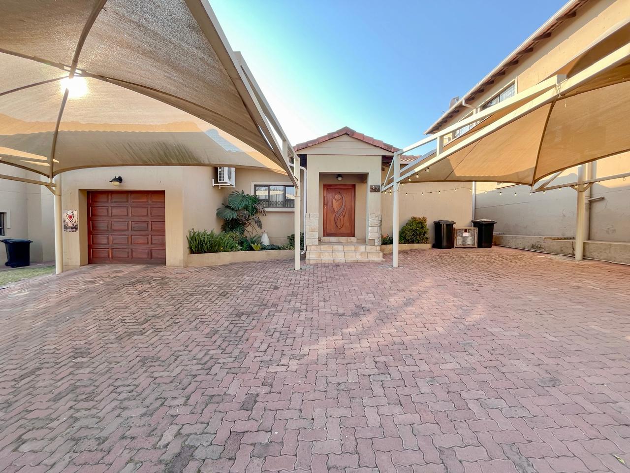 Modern 3 Bedroom Home in a Secure Estate 