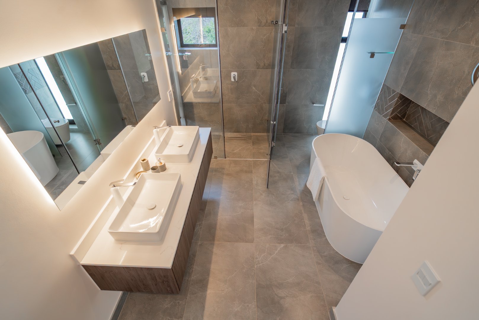 Off-Plan Freehold Luxury in a 24-Hour Boomed Atholl Enclave: Four Final Stands, 12-Month Build