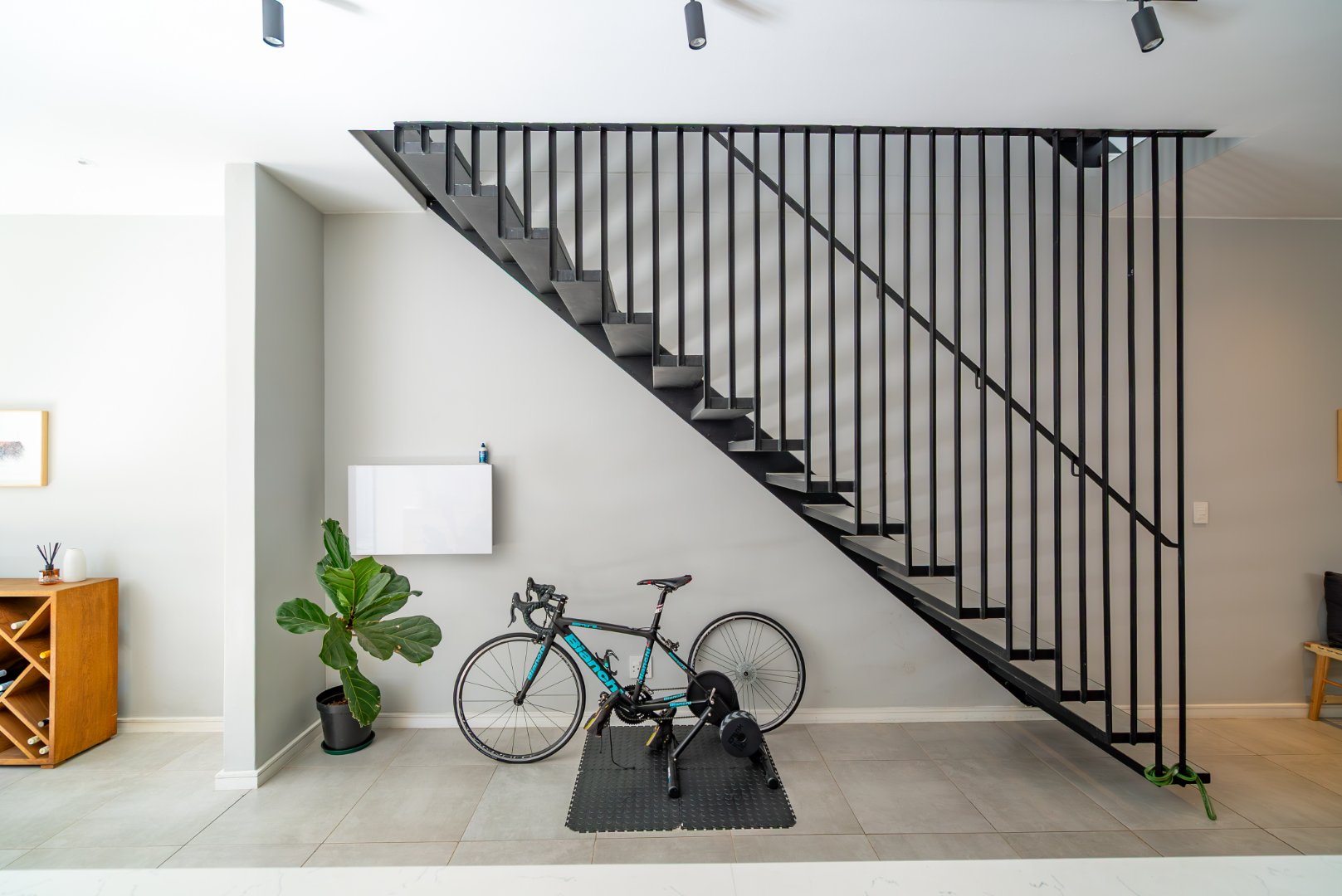 2-Bedroom Duplex with Private Roof Terrace