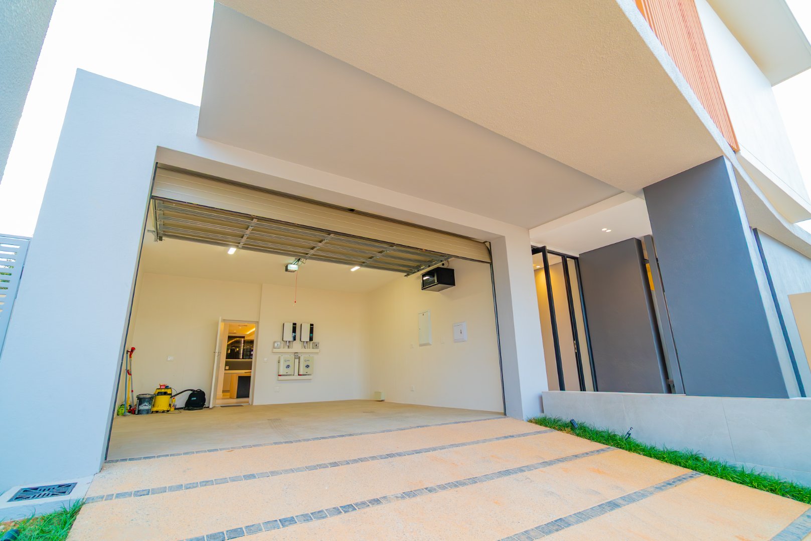 Brand-New 460m² Four-Bedroom Home in The Wahlberg, Atholl, Ready for Immediate Transfer