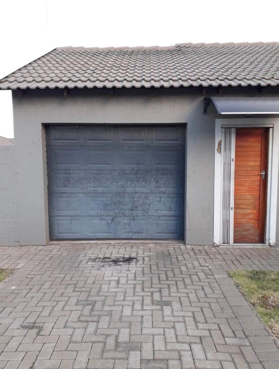 Modern & Spacious 3-Bedroom Home to Rent 